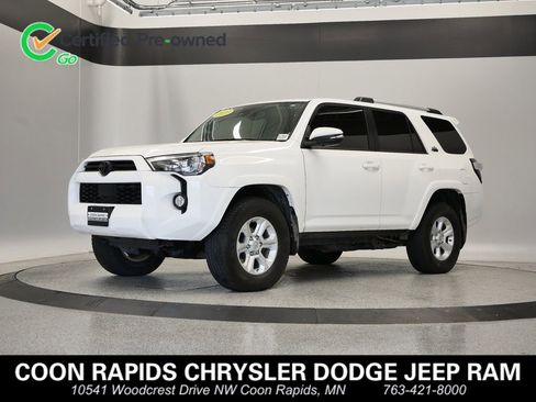 Used 2020 Toyota 4Runner SR5 Premium image 1