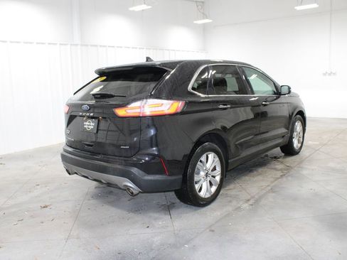 Used 2024 Ford Edge Titanium image 9