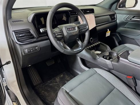 New 2026 GMC Terrain AT4 w/ Convenience Package III image 5