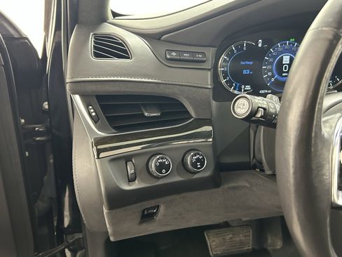 Used 2020 Cadillac Escalade Platinum w/ Escalade Sport Edition image 28