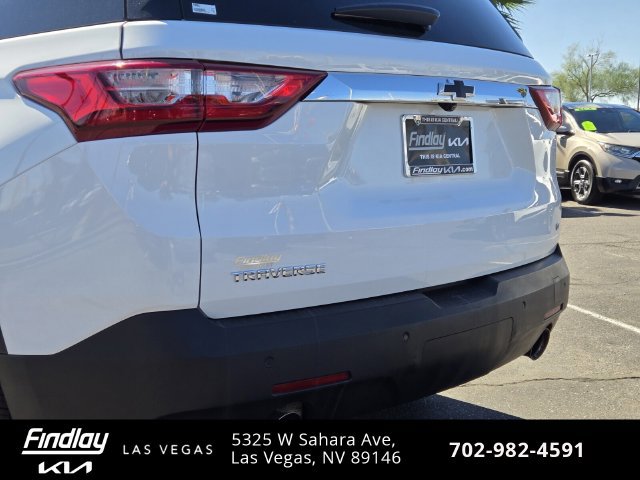 Used 2020 Chevrolet Traverse LT FWD image 7