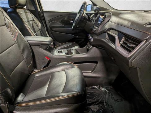 Used 2023 GMC Terrain AT4 image 21