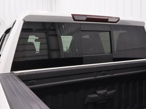 Used 2020 Chevrolet Silverado 1500 LT Trail Boss image 32