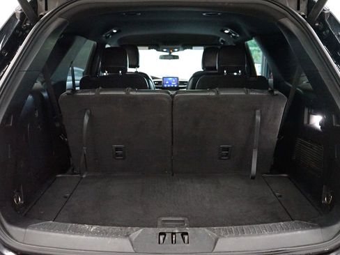 Used 2020 Ford Explorer XLT w/ Equipment Group 202A AWD/4WD image 48