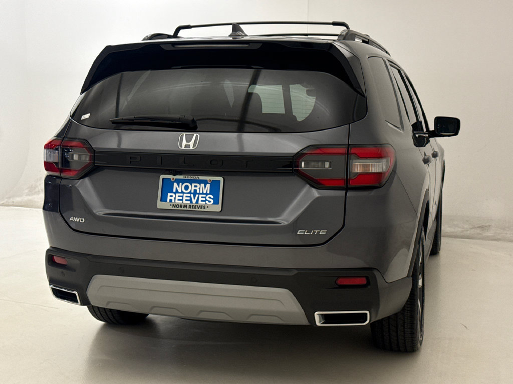 Certified 2025 Honda Pilot Elite image 10