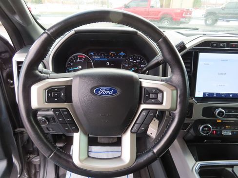 Used 2022 Ford F250 Lariat w/ Chrome Package image 35