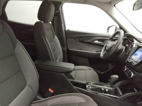 Used 2023 Chevrolet TrailBlazer LT w/ Convenience Package AWD/4WD image 21