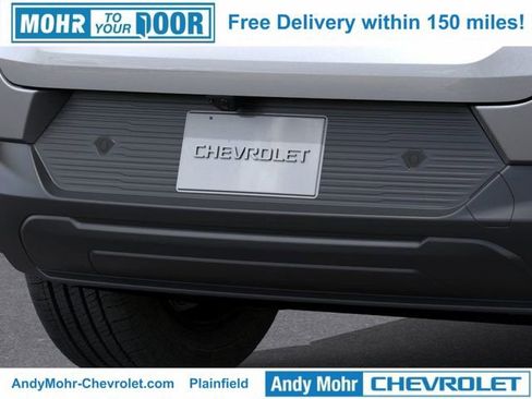 New 2026 Chevrolet Equinox EV LT image 14