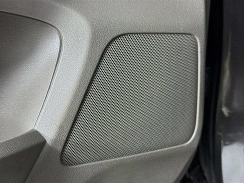 Used 2016 Honda Odyssey SE image 18