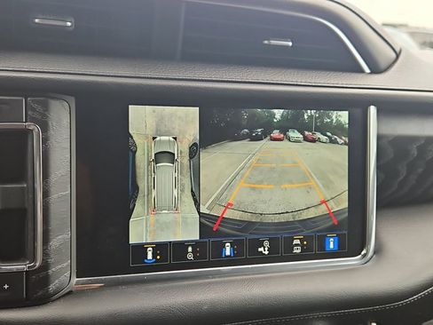 Used 2022 GMC Yukon Denali image 14