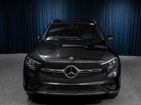 Certified 2026 Mercedes-Benz GLC 300 image 2