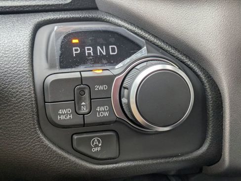 New 2026 RAM 1500 Express AWD/4WD image 21