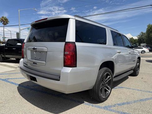 Used 2018 Chevrolet Suburban LT AWD/4WD image 36