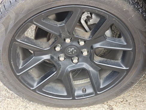 Used 2024 RAM 1500 Laramie image 31