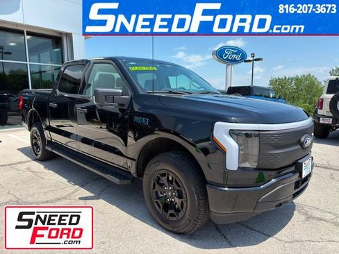 Used 2025 Ford F150 Lightning XLT AWD/4WD image 1