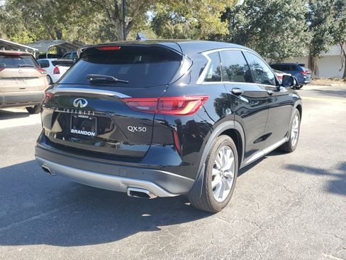 Used 2021 INFINITI QX50 Pure image 7