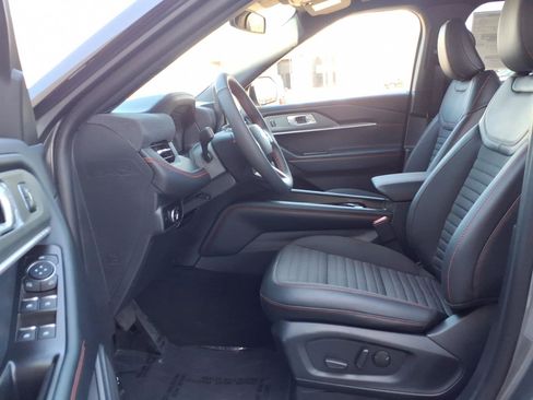New 2026 Ford Explorer ST-Line w/ ST-Line Street Pack RWD image 13