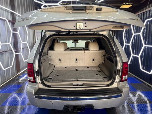 Used 2007 Jeep Grand Cherokee Limited image 43