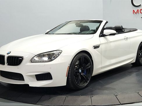 Used 2013 BMW M6 Convertible RWD image 3