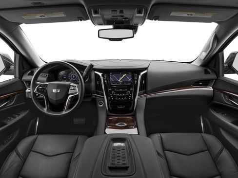 Used 2017 Cadillac Escalade Premium Luxury AWD/4WD image 5