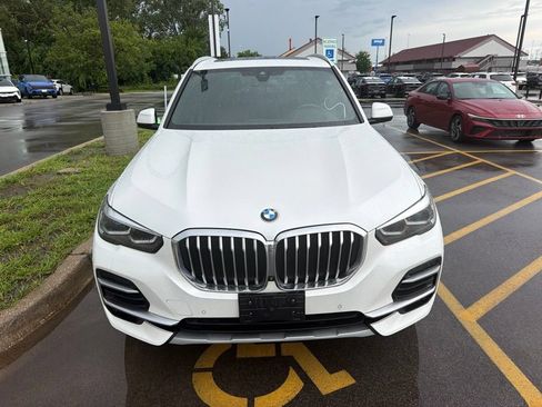 Used 2022 BMW X5 xDrive40i w/ Premium Package AWD/4WD image 2