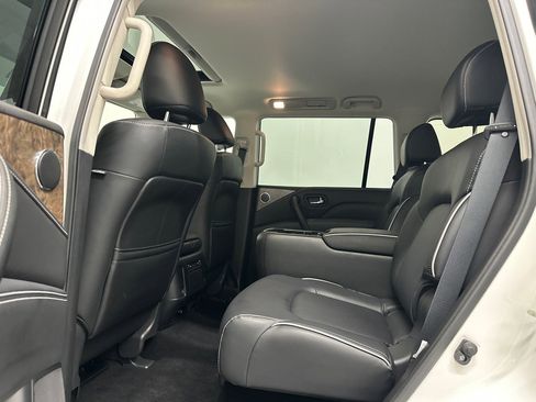 Used 2024 INFINITI QX80 Premium Select w/ Cargo Package image 19