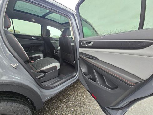 New 2026 Volkswagen Atlas Peak Edition AWD/4WD image 14