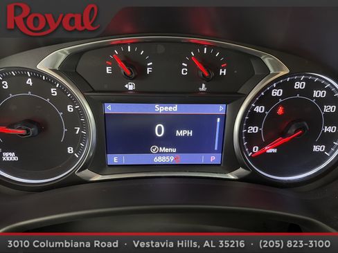 Used 2022 GMC Terrain SLT w/ Infotainment Package II FWD image 16