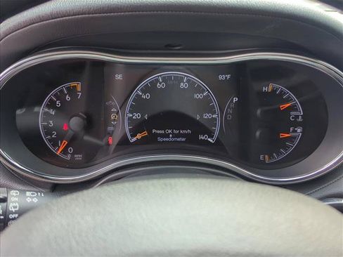 Used 2018 Jeep Grand Cherokee Overland AWD/4WD image 12