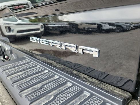 New 2026 GMC Sierra 1500 Denali w/ Denali Reserve Package AWD/4WD image 9