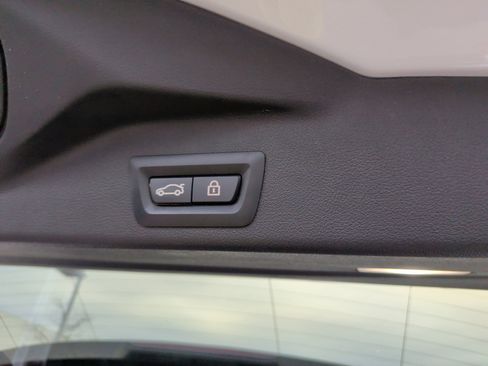 Used 2019 BMW X5 xDrive40i w/ Premium Package 2 image 36