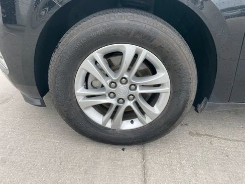 Used 2019 Buick Enclave Premium AWD/4WD image 29