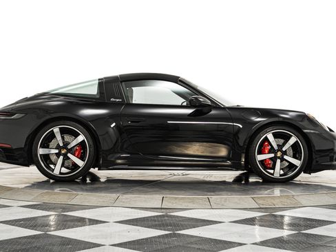 Used 2024 Porsche 911 Targa 4S AWD/4WD image 18
