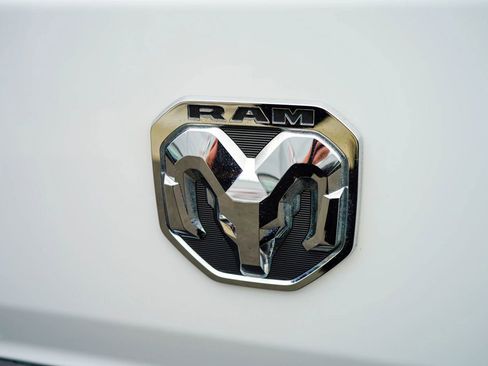 Used 2023 RAM ProMaster 2500 FWD image 33