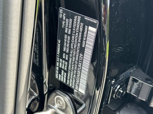 New 2026 Porsche Macan S AWD/4WD image 33