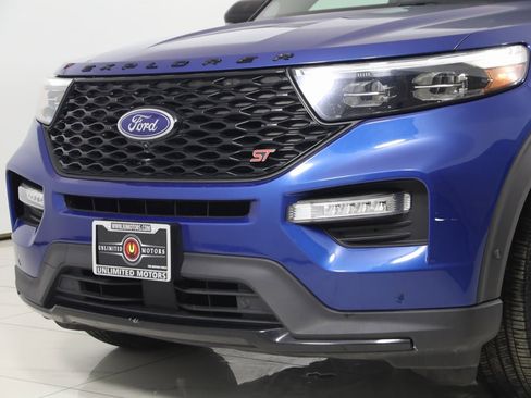 Used 2020 Ford Explorer ST w/ Premium Technology Package image 59