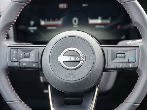 New 2026 Nissan Kicks SR FWD image 13