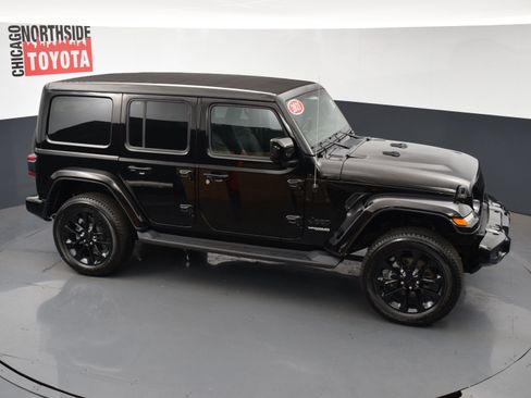 Used 2021 Jeep Wrangler Unlimited Sahara image 25