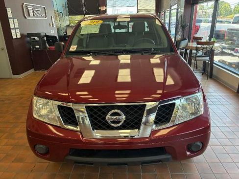 Used 2019 Nissan Frontier SV image 4