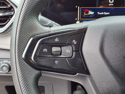 Used 2025 Chevrolet TrailBlazer LT FWD image 6