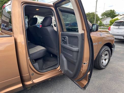 Used 2011 RAM 1500 ST w/ ST Popular Equipment Group AWD/4WD image 26