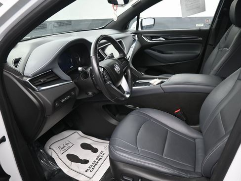 Used 2024 Buick Enclave Premium image 32