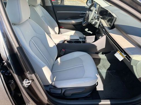 New 2026 Hyundai Sonata SEL FWD image 27