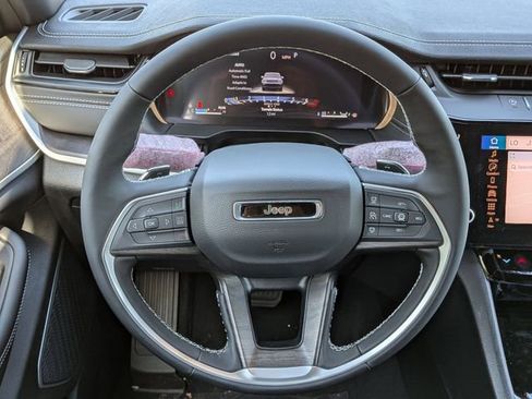 New 2026 Jeep Grand Cherokee L Limited AWD/4WD image 20