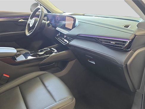 Used 2025 Buick Envision Preferred AWD/4WD image 16