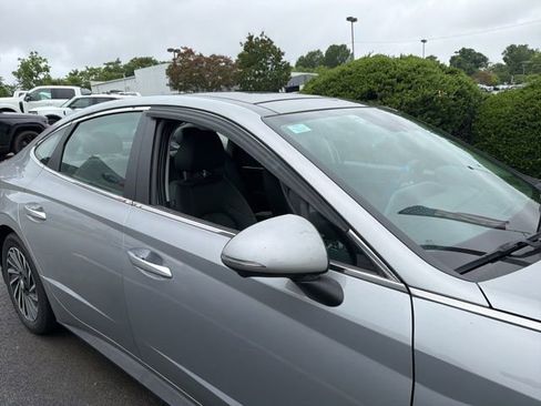 Used 2023 Hyundai Sonata Limited FWD image 8