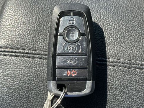 Used 2019 Ford Mustang Premium RWD image 14