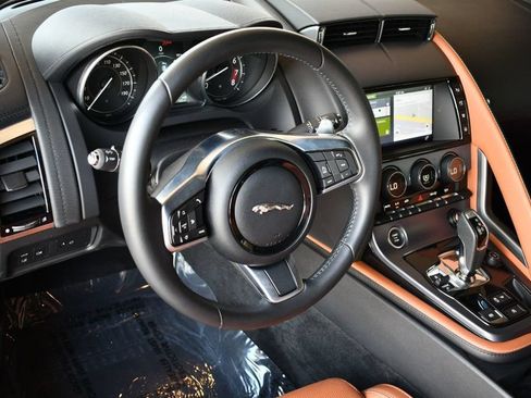Used 2018 Jaguar F-TYPE Coupe RWD image 33