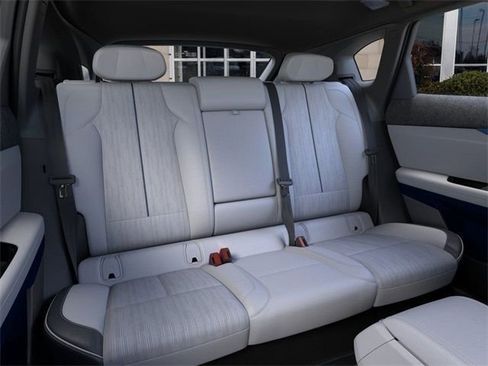 New 2025 Cadillac Optiq Luxury 2 AWD/4WD image 17