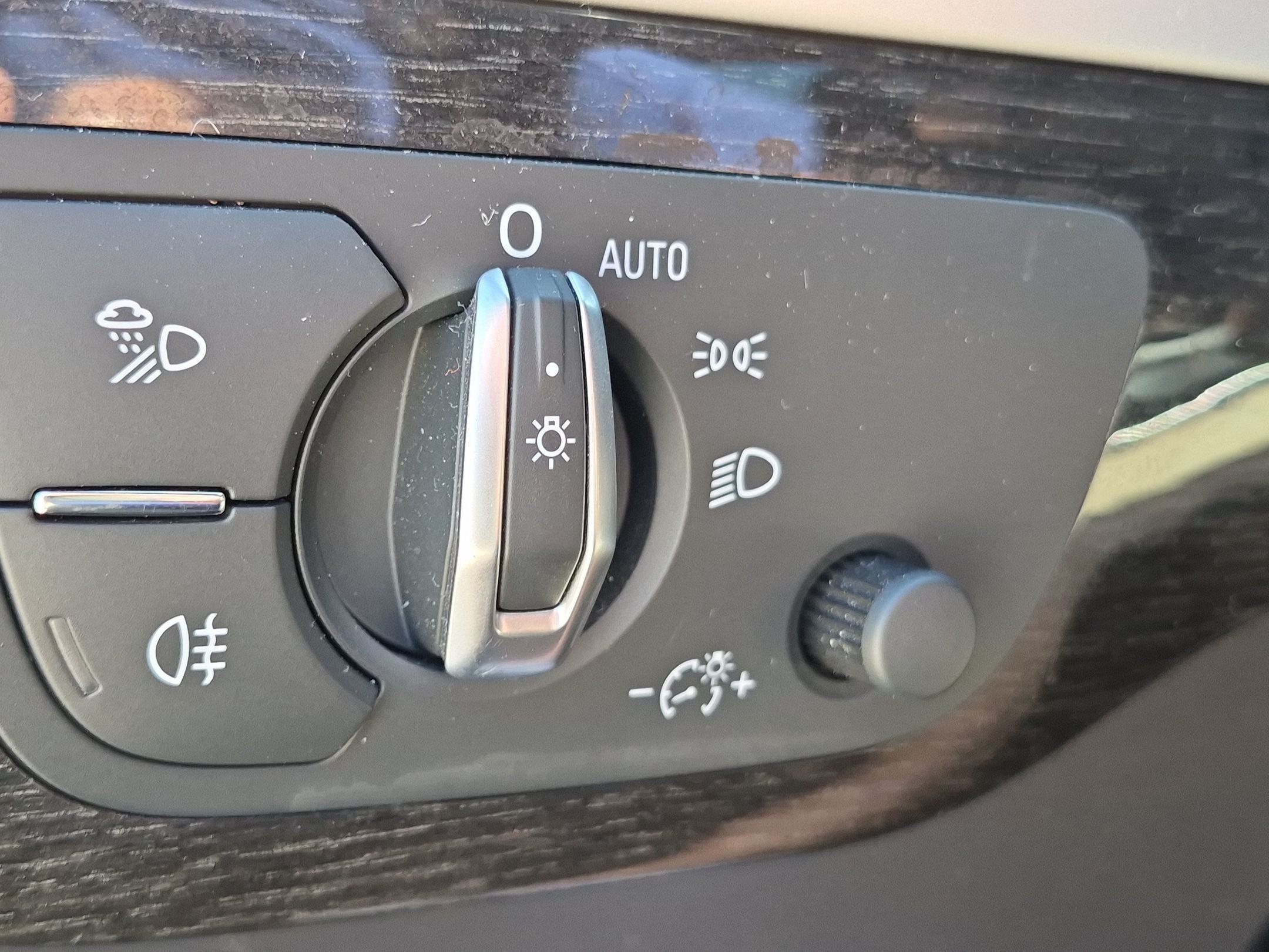 Used 2019 Audi Q7 2.0T Premium w/ Convenience Package AWD/4WD image 26